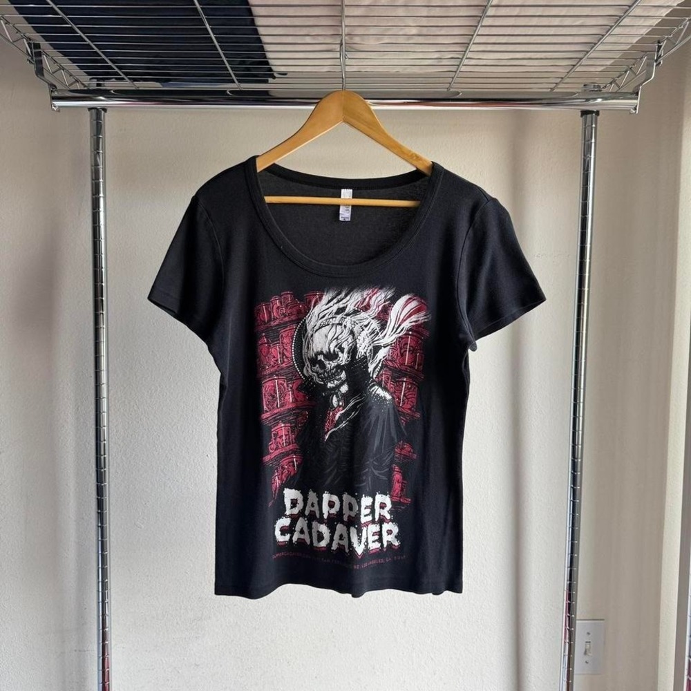 Vintage Y2K Dapper Cadaver Skull Grunge Black Red Womens Baby Tee Shirt
